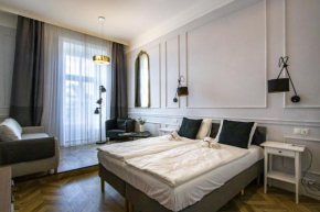 Wilson's Oktogon Square Suite Apartment